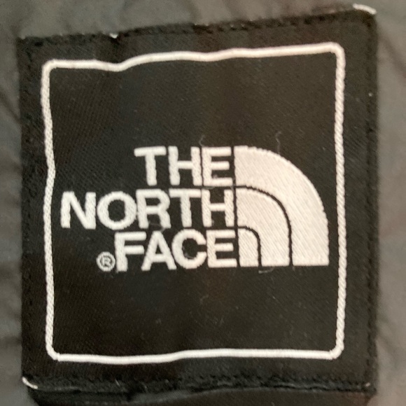 Long NorthFace parka - Picture 2 of 2